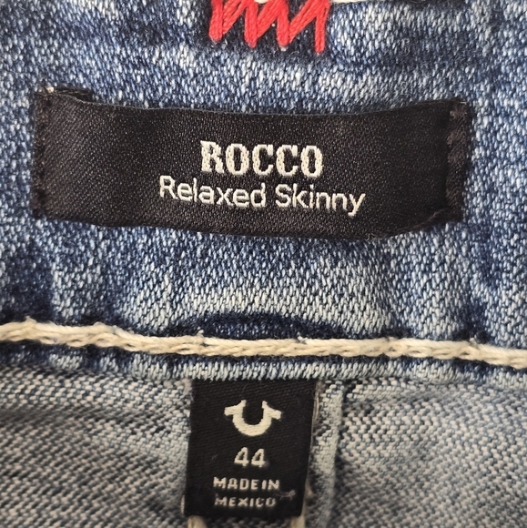 TRUE RELIGION Rocco Relaxed Skinny Mens Jeans Light Blue Size 44 Measured 46x32 - Picture 7 of 15